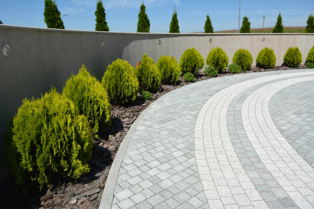 Best Residential Driveway Paver Services  in St Martinville, LA